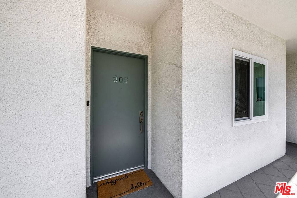 Studio City, CA 91604,4326 Babcock AVE #305