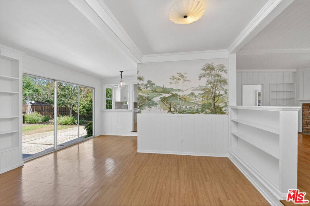 Pacific Palisades, CA 90272,675 El Medio AVE