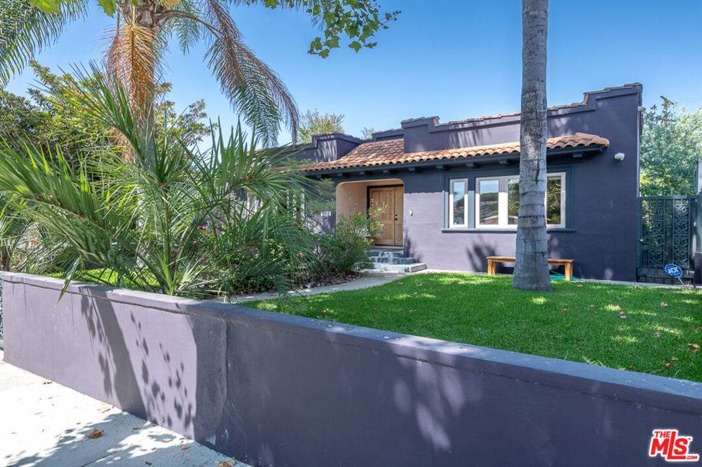 West Hollywood, CA 90046,1207 Poinsettia DR