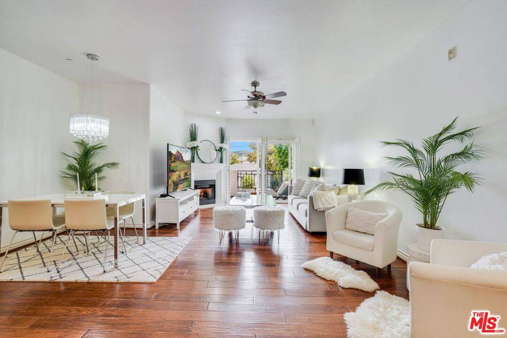 Studio City, CA 91604,12449 Kling ST #102