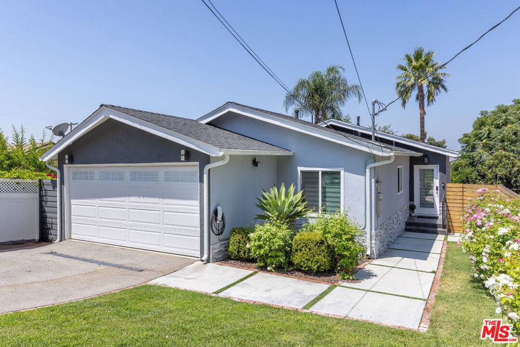 Tujunga, CA 91042,10315 Fairgrove AVE