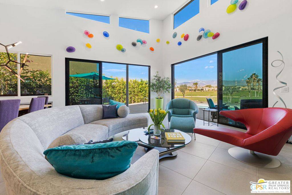 Palm Springs, CA 92262,4321 Lumina WAY
