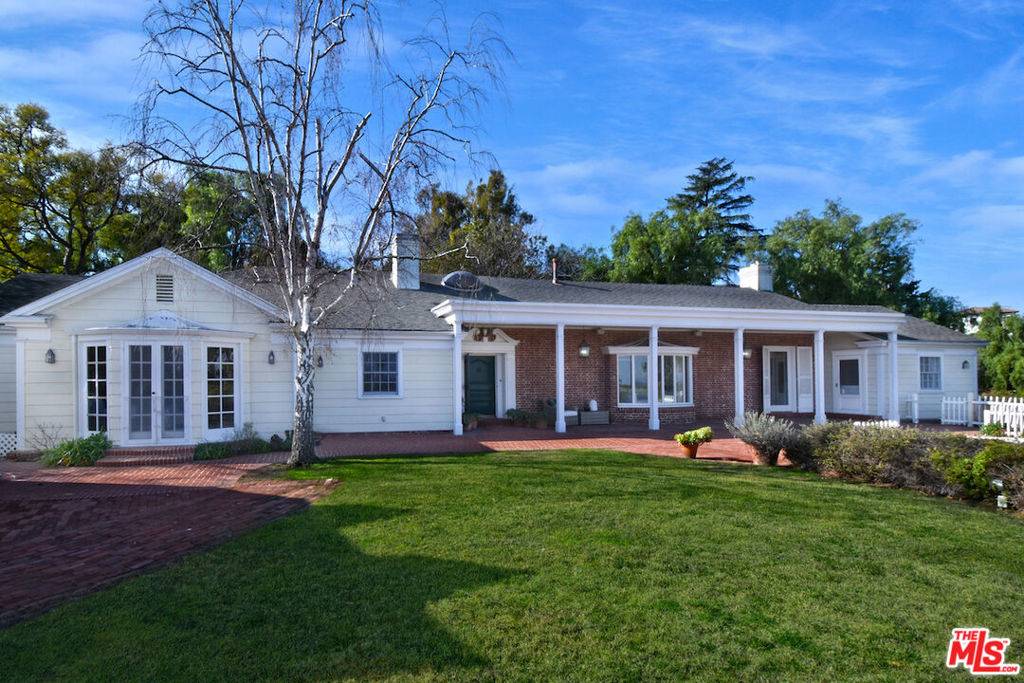 Sherman Oaks, CA 91403,4141 Knobhill DR