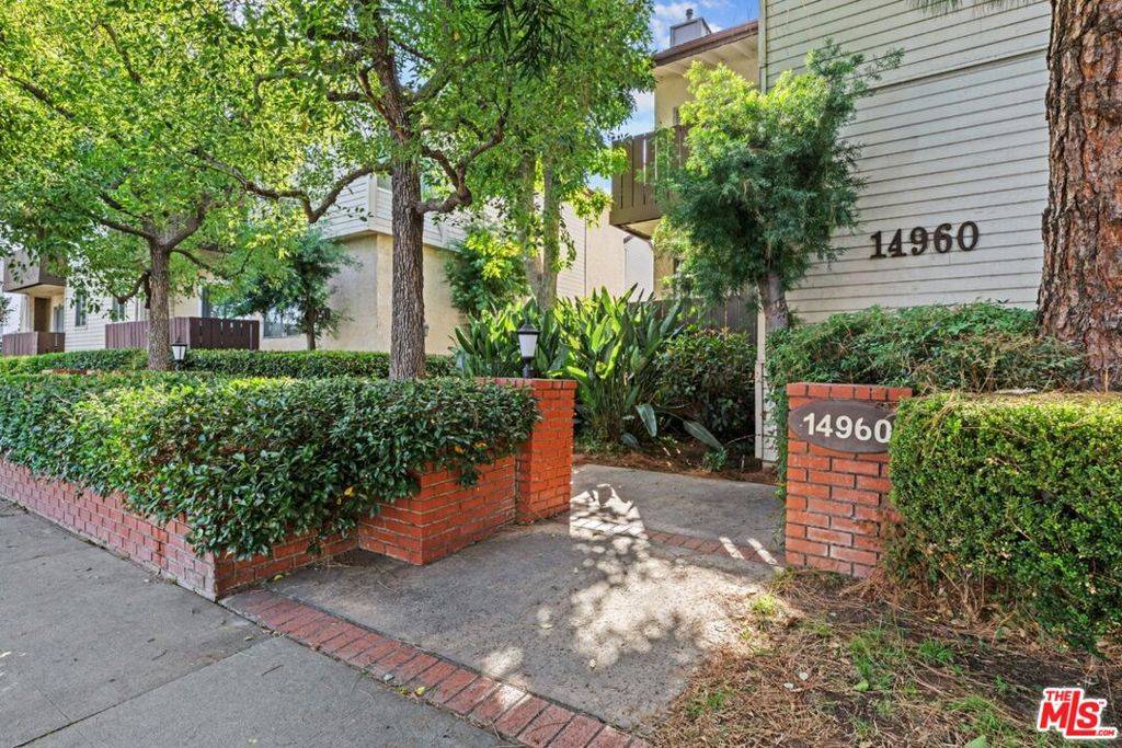Van Nuys, CA 91411,14960 Victory BLVD #102