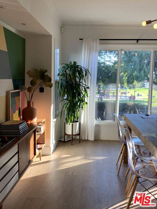 Los Angeles, CA 90042,6267 Meridian ST