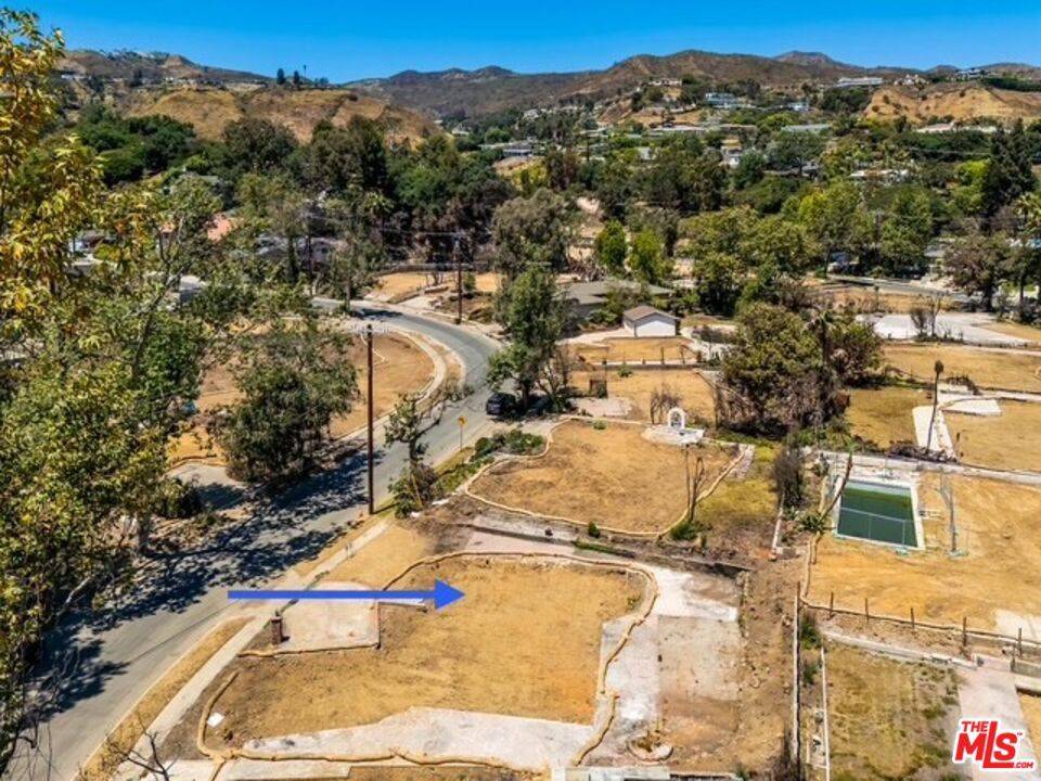 Pacific Palisades, CA 90272,16327 Akron ST