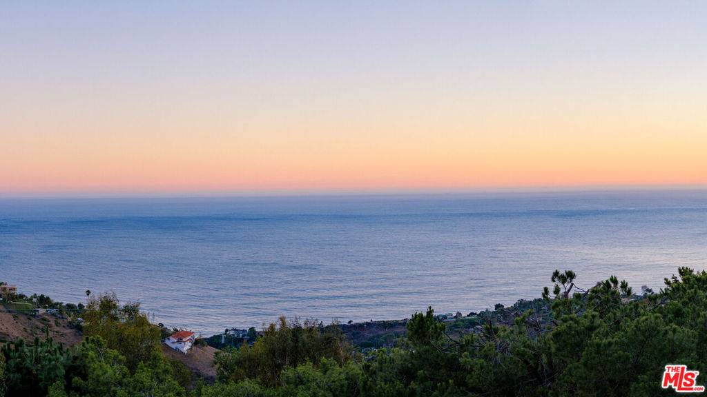 Malibu, CA 90265,1 Eldermoor Dr