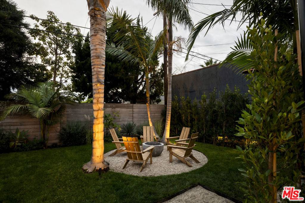 Los Angeles, CA 90066,3981 Beethoven ST