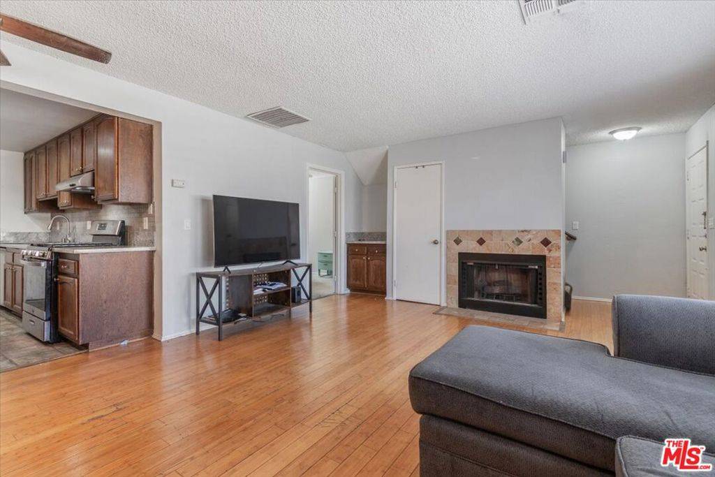 Lancaster, CA 93536,2104 El Domingo CIR
