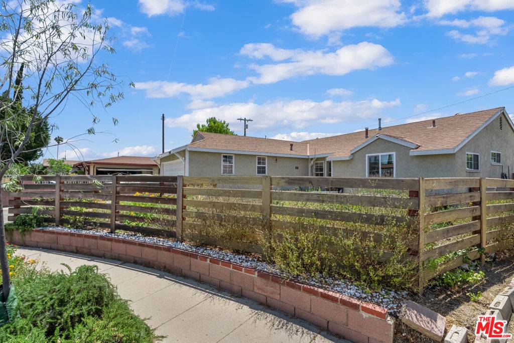 Sun Valley, CA 91352,7907 Klump AVE