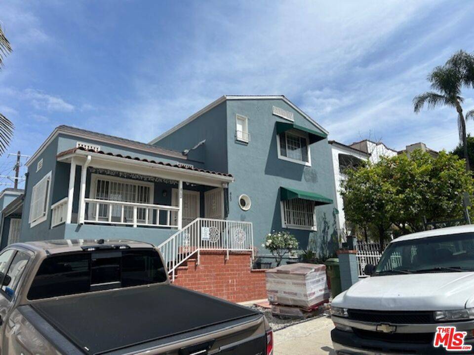 Los Angeles, CA 90029,860 Serrano PL