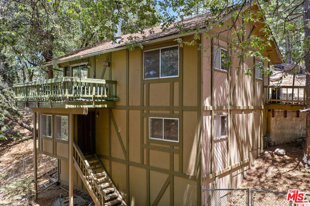 Running Springs, CA 92382,2340 Hunsaker DR