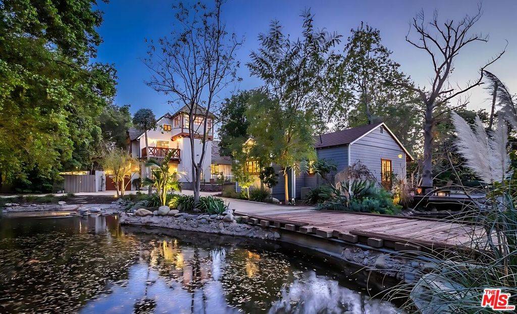 Encino, CA 91316,4750 Encino AVE