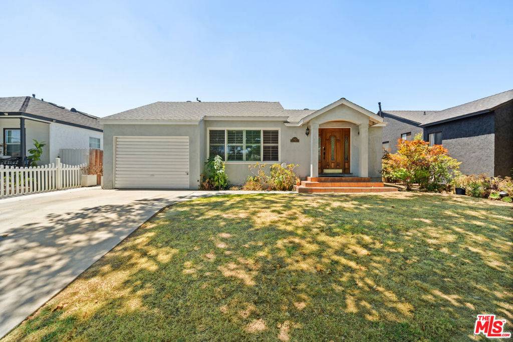 Lakewood, CA 90712,5629 Graywood AVE