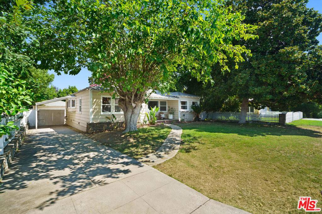 Toluca Lake, CA 91602,10721 Landale ST