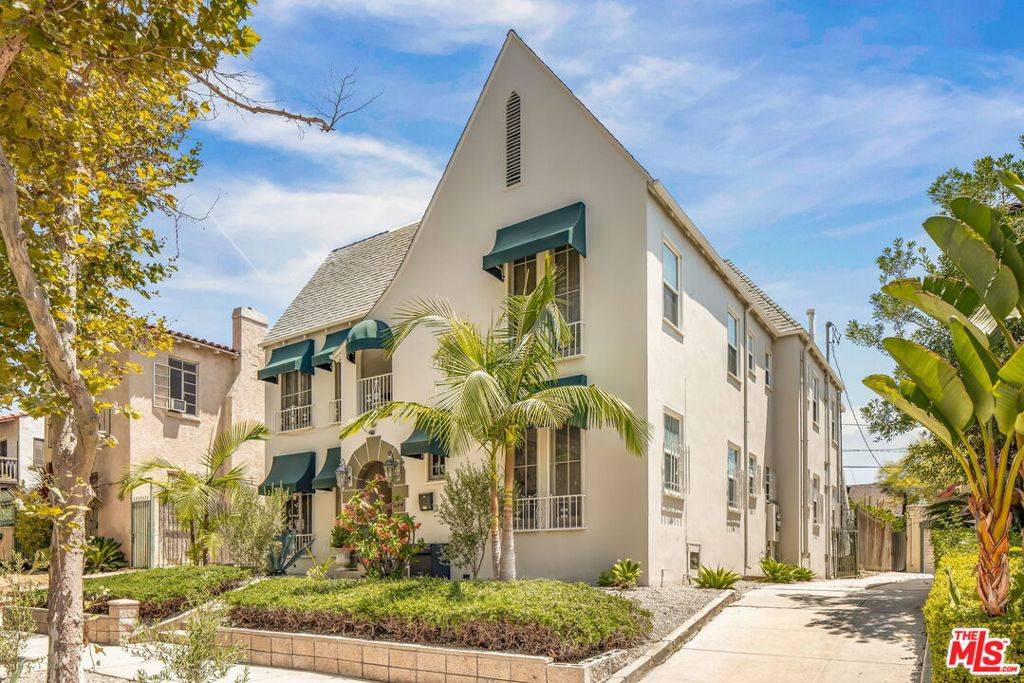 Los Angeles, CA 90036,842 S Sycamore AVE