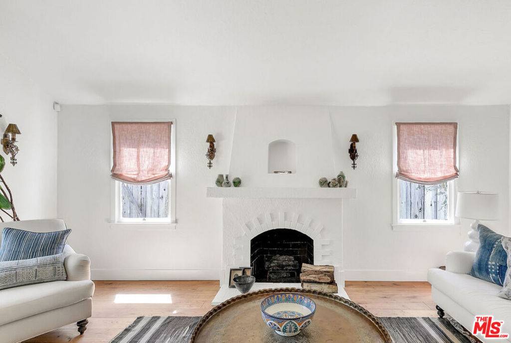 Sherman Oaks, CA 91411,14641 Albers ST
