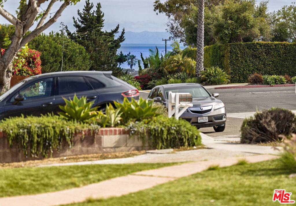Santa Barbara, CA 93109,410 Terrace RD