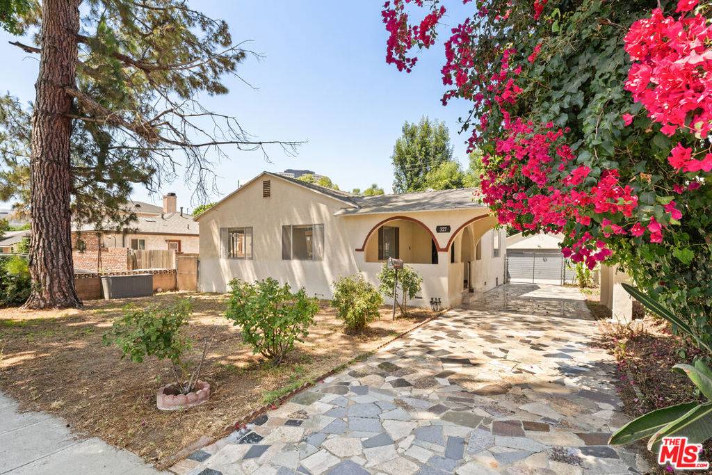 Burbank, CA 91505,327 N Avon ST