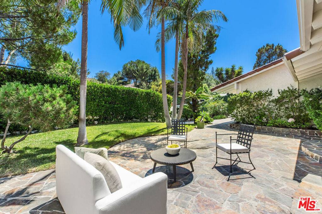 Palos Verdes Peninsula, CA 90274,26521 Academy DR