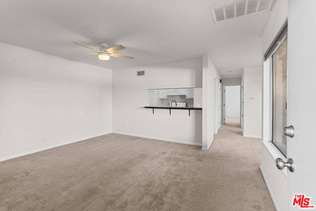 Placentia, CA 92870,186 Southampton WAY #29