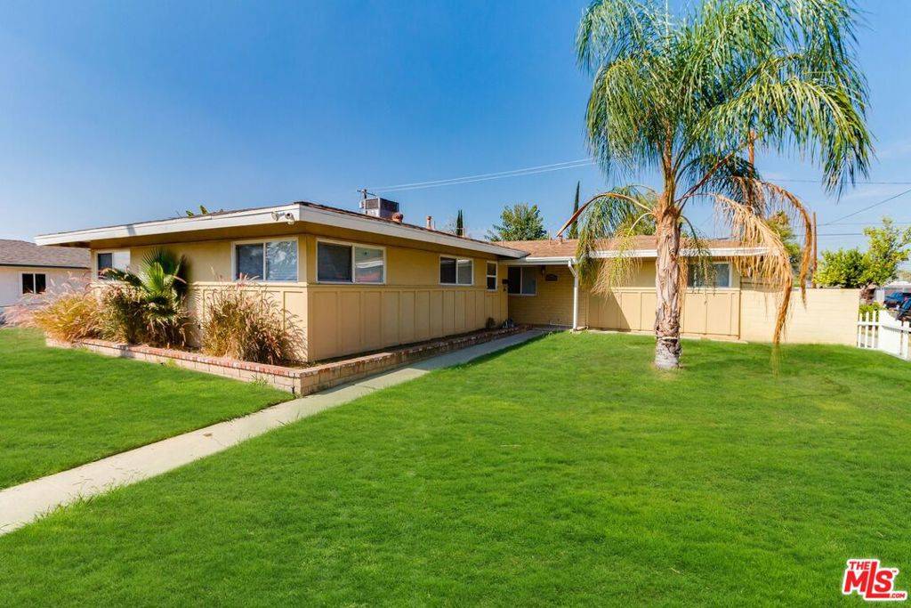 Granada Hills, CA 91344,11257 COLLETT AVE