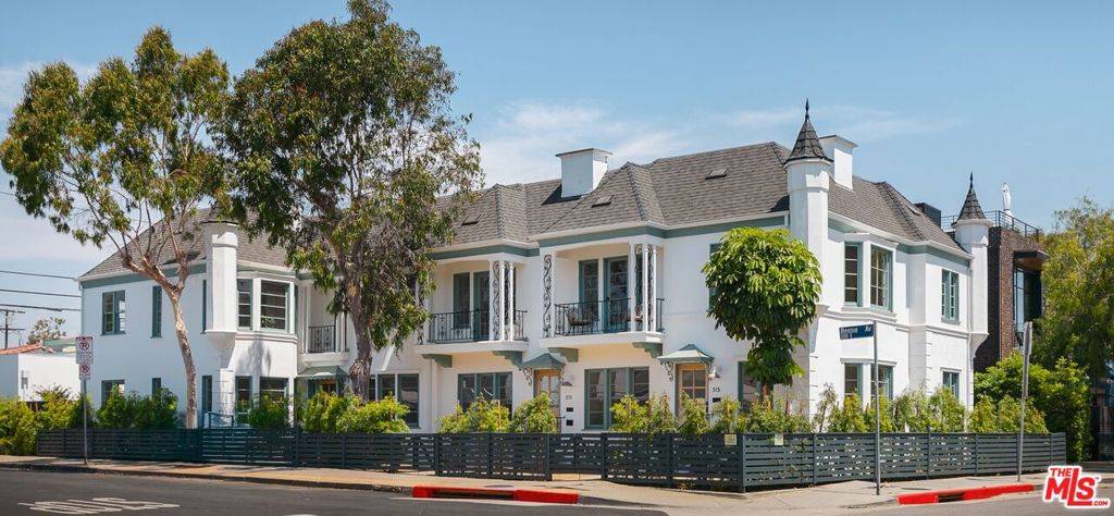 Venice, CA 90291,519 1/2 Rose AVE