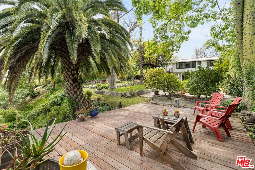 Los Angeles, CA 90065,955 W Avenue 37