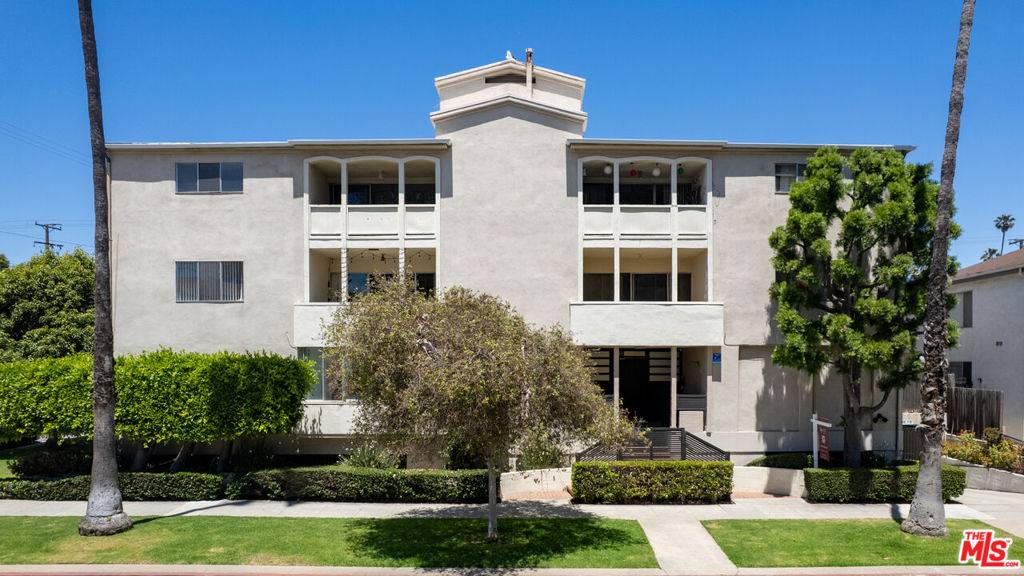 Santa Monica, CA 90403,1101 Lincoln BLVD #1B
