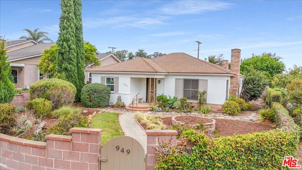 Huntington Beach, CA 92648,949 10th ST