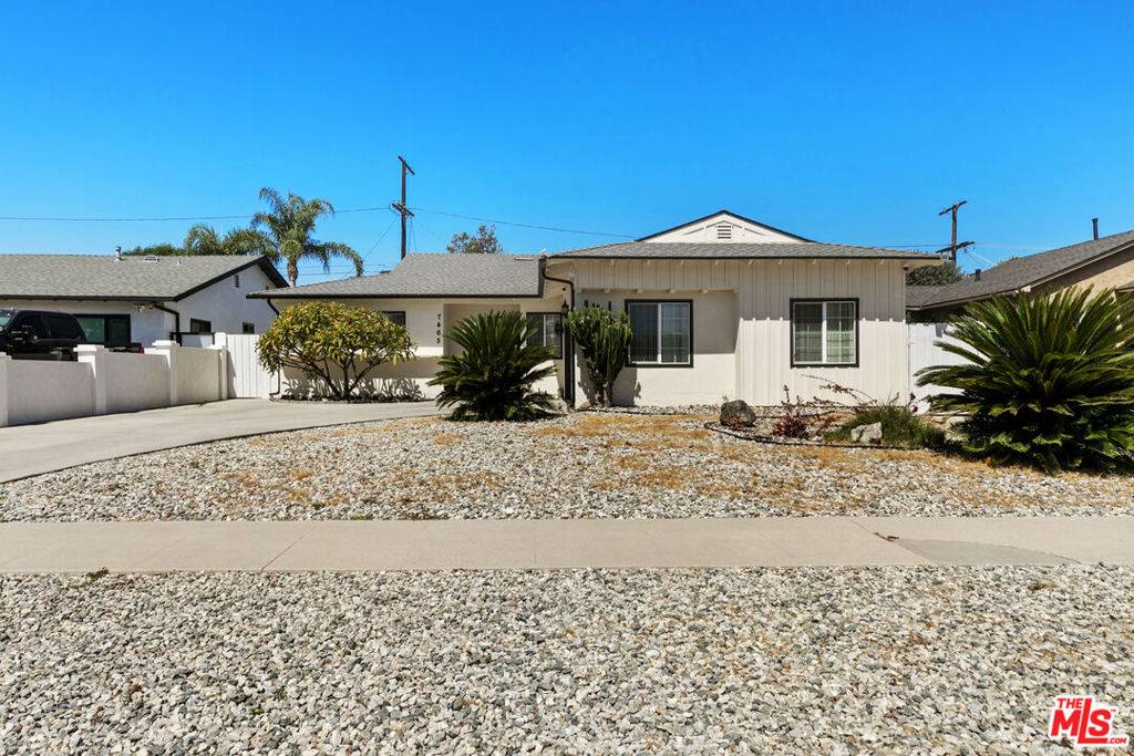 Van Nuys, CA 91406,7465 Whitaker AVE