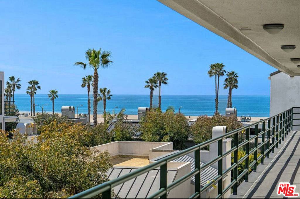 Santa Monica, CA 90405,2910 Neilson WAY #409