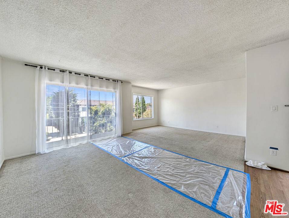 Santa Monica, CA 90405,440 Raymond AVE #20