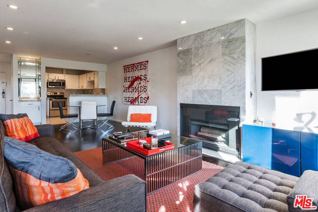 West Hollywood, CA 90069,8960 Cynthia ST #CL3