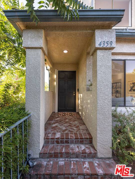Los Angeles, CA 90027,4359 Clayton AVE