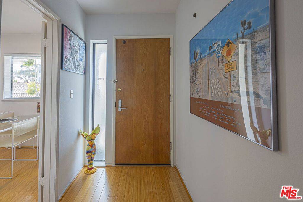 Santa Monica, CA 90405,2960 Neilson WAY #404
