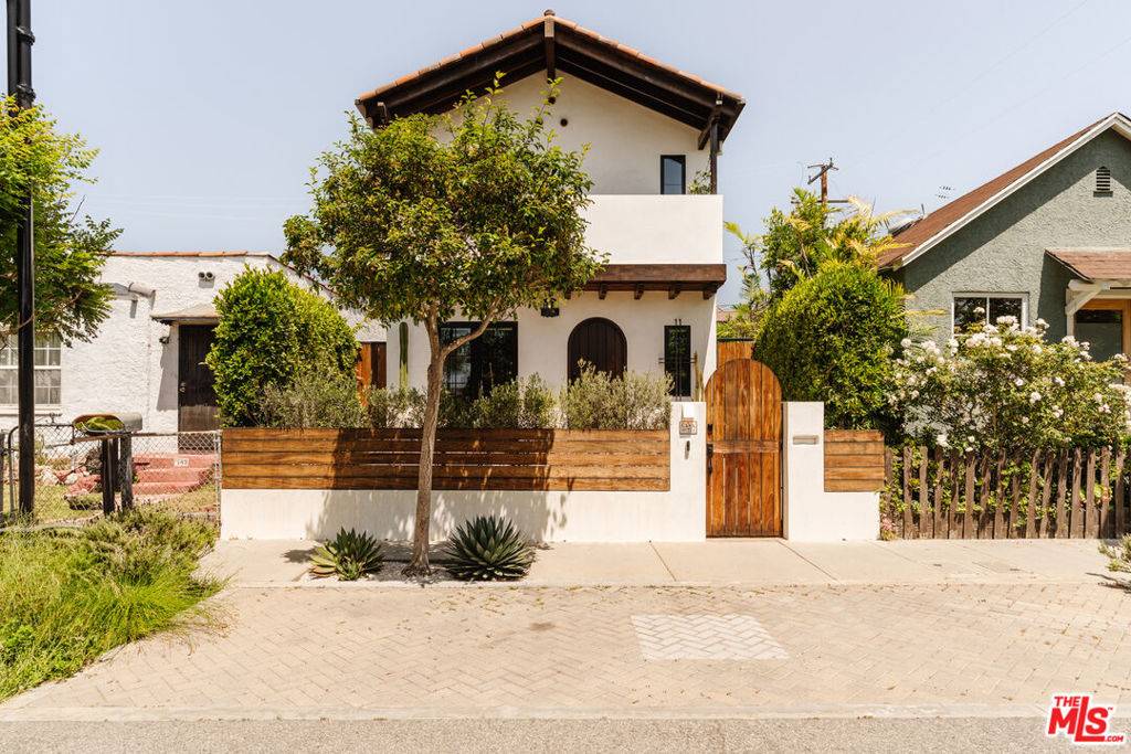 Santa Monica, CA 90405,751 Ozone ST