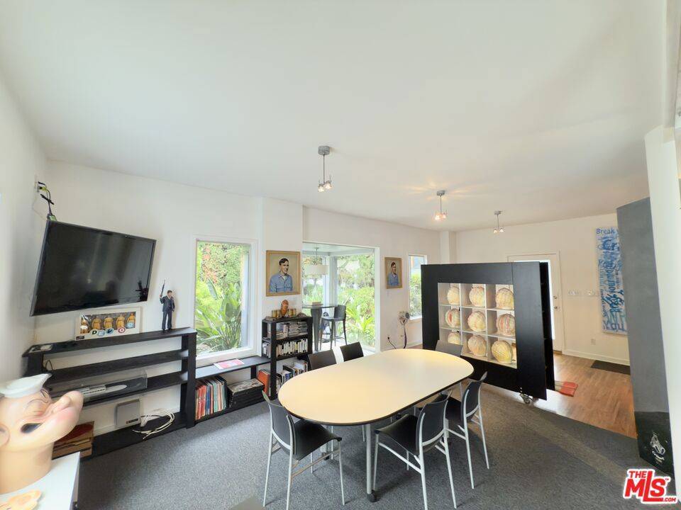 Santa Monica, CA 90405,2714 4th ST