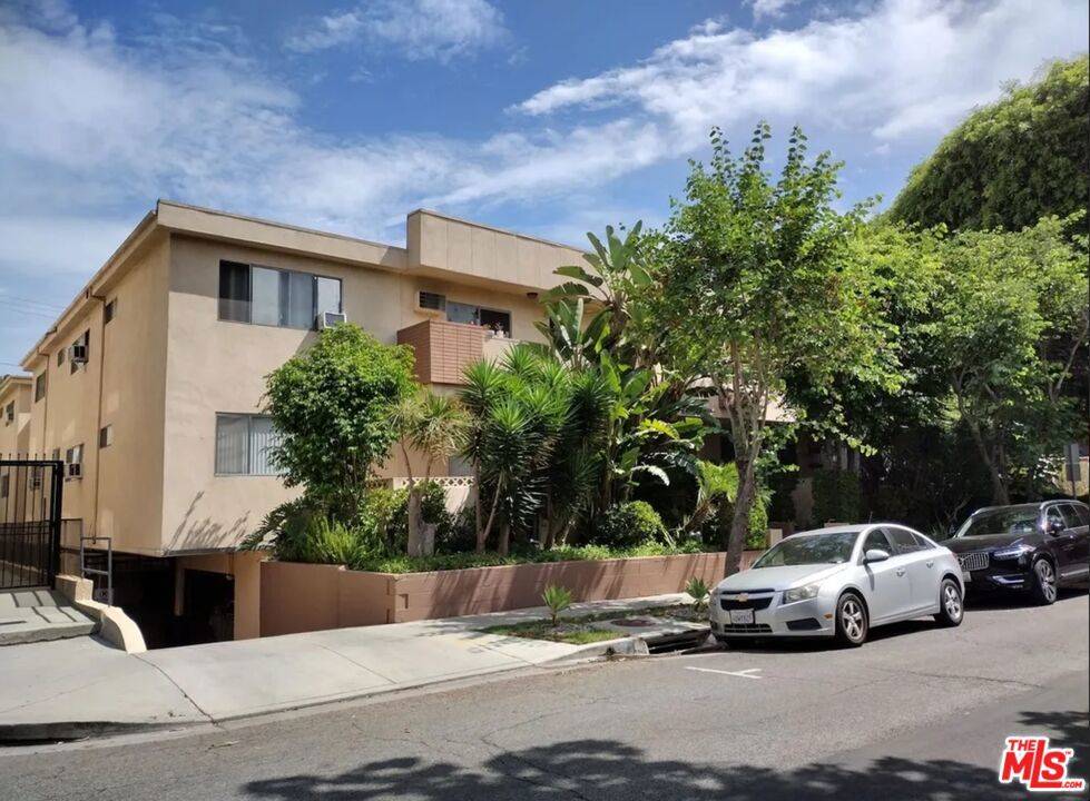 West Hollywood, CA 90069,650 Westmount DR #206