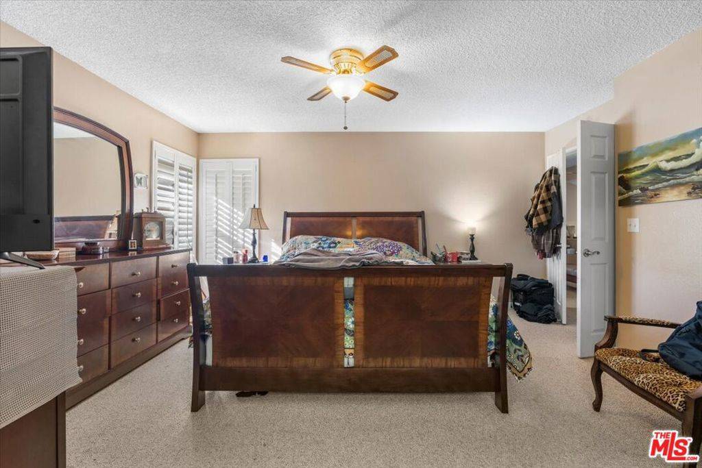 Tehachapi, CA 93561,18571 Glenview CT