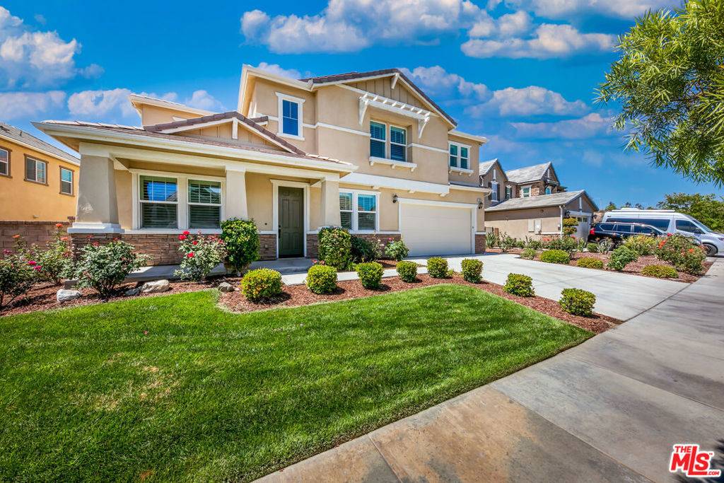 Santa Clarita, CA 91350,22379 Driftwood CT