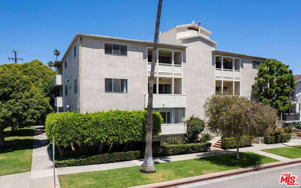 Santa Monica, CA 90403,1101 Lincoln BLVD #3B
