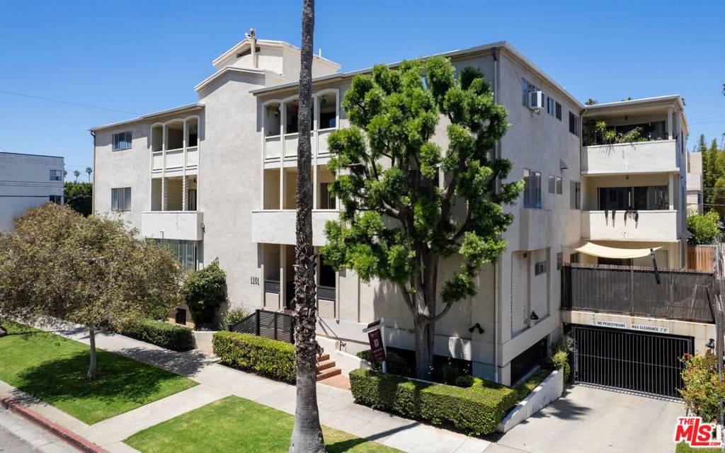 Santa Monica, CA 90403,1101 Lincoln BLVD #3B