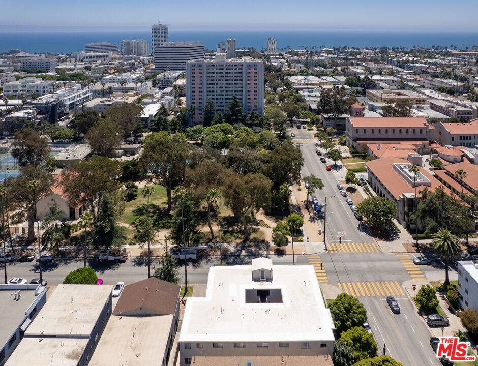Santa Monica, CA 90403,1101 Lincoln BLVD #3B
