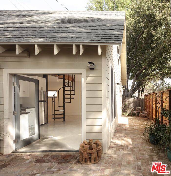 South Pasadena, CA 91030,904 1/2 Monterey RD