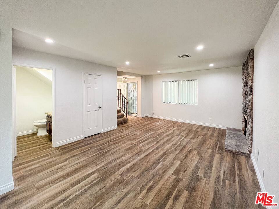 Lancaster, CA 93534,1304 W Avenue J4