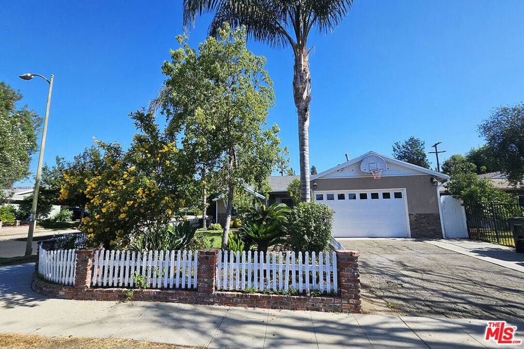 West Hills, CA 91304,22957 Stagg ST