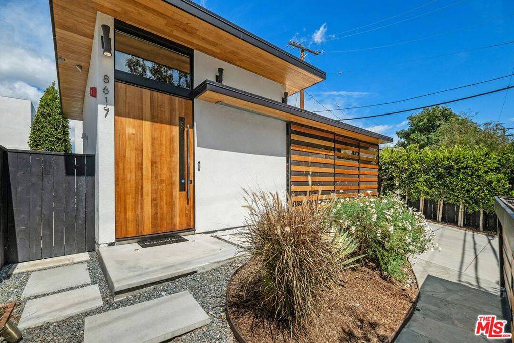 Culver City, CA 90232,8617 Higuera ST