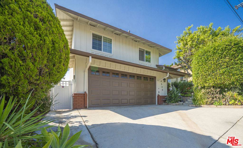 Los Angeles, CA 90065,4540 Wawona ST