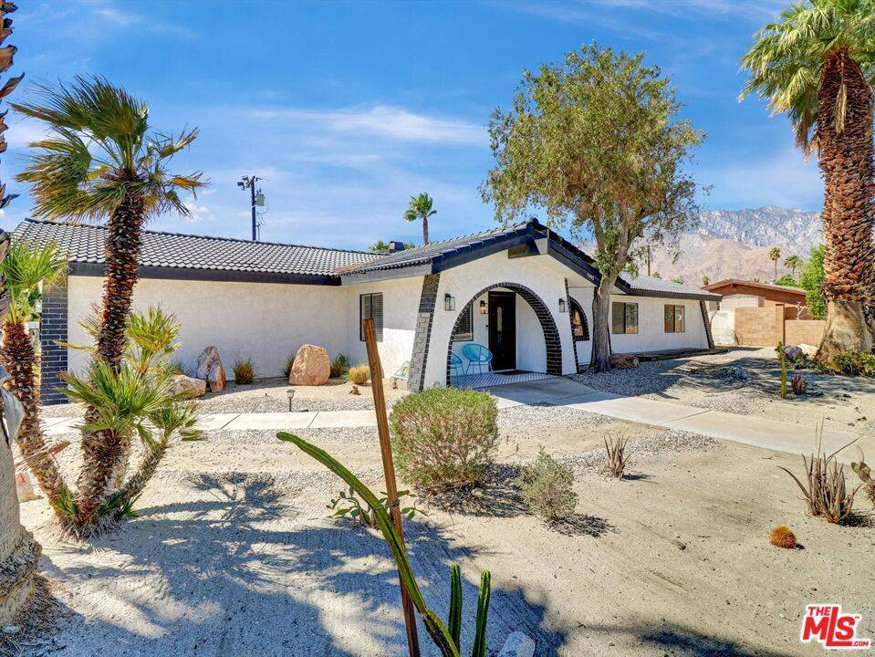 Palm Springs, CA 92262,2493 E Powell RD